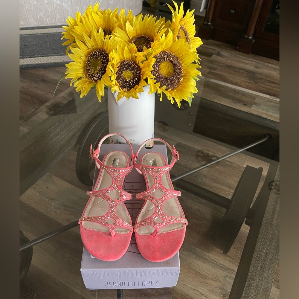 Jennifer Lopez ladies side buckle sandals